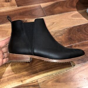 Nisolo everyday chelsea boots